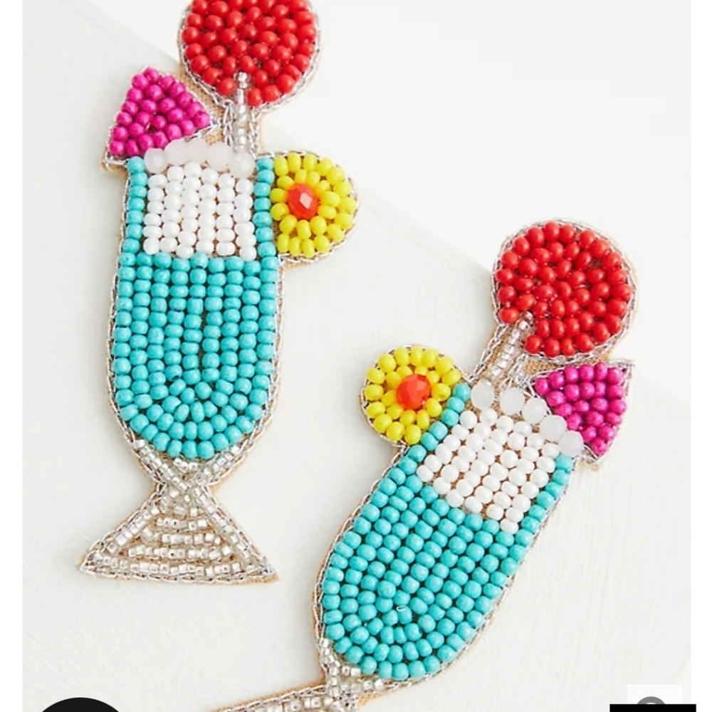🆕🍹 MULTICOLORED BEADED COCKTAIL EARRINGS